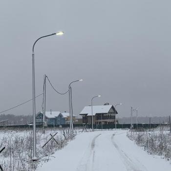 Установка опор освещения ДПК 