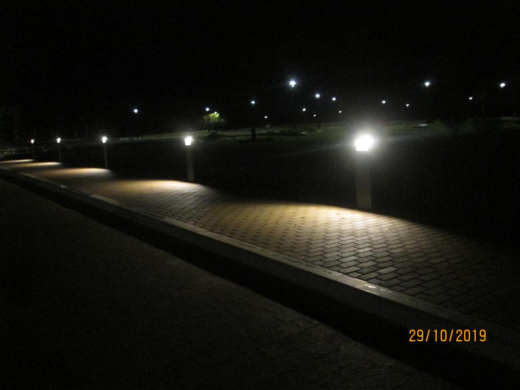 Монтаж уличного освещения детской площадки и парковки гольф клуба Raevo